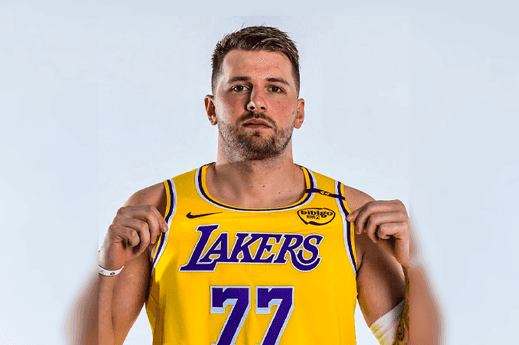 Porozmawiajmy o Sporcie: głośne transfery w NBA, wpadki faworytów w piłkarskiej Ekstraklasie, afera w polskim żużlu