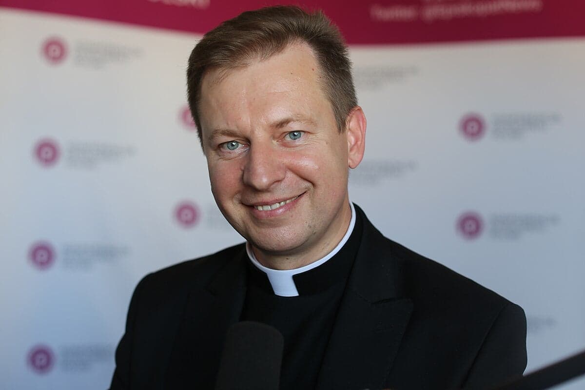 Ks. Paweł Rytel-Andrianik: Ojciec Święty bardzo chce być z ludźmi
