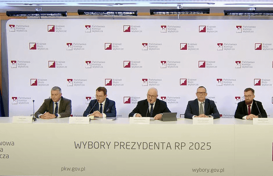 PKW: Frekwencja do godz. 12 wyniosła 20,28 proc.