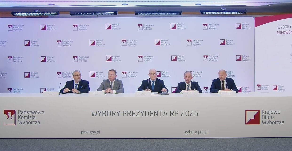 Czy system głosowania poza miejscem zamieszkania jest bezpieczny? Mąż zaufania zadał serię pytań na konferencji PKW