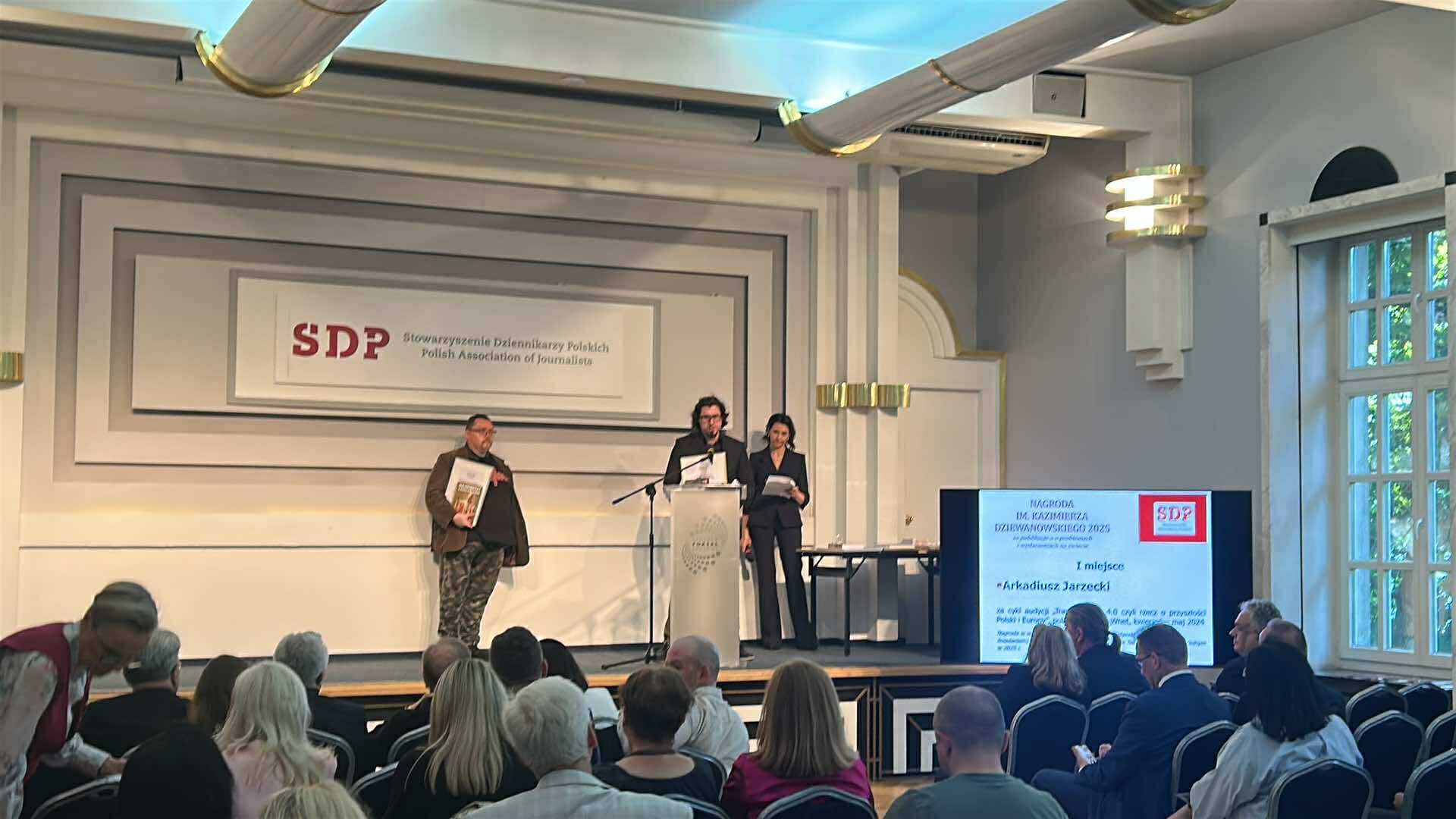 Prezes SDP Jolanta Hajdasz o nagrodach przyznanych dziennikarzom Radia Wnet