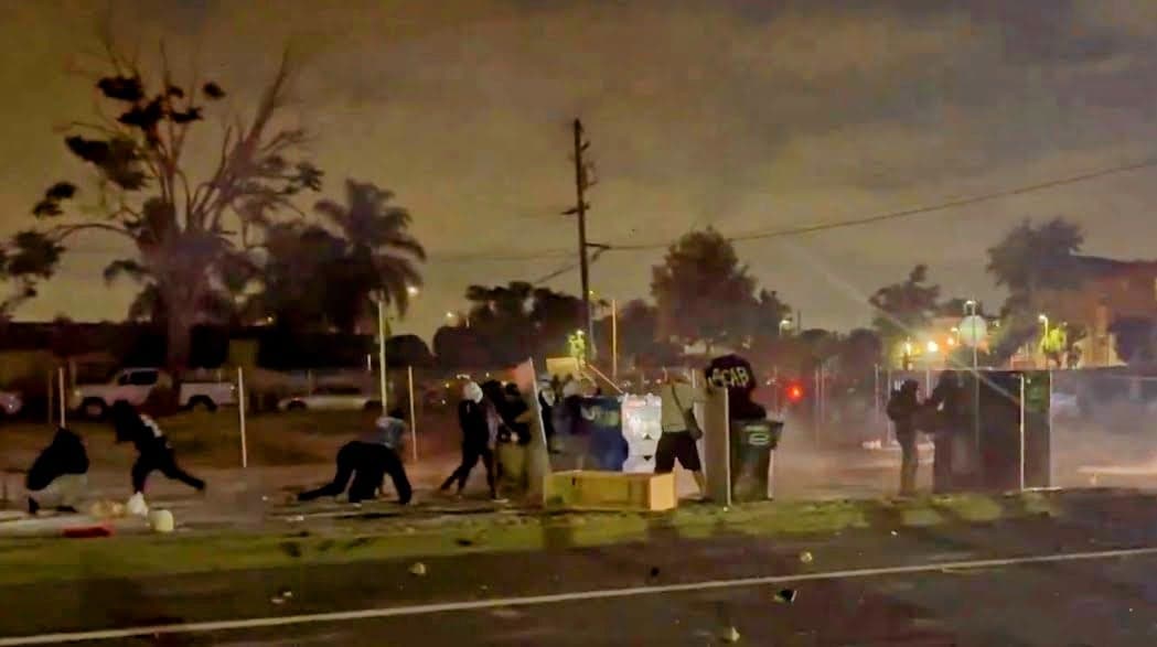 Grzywaczewski z Los Angeles: Wojsko na ulicach, miasto pod napięciem