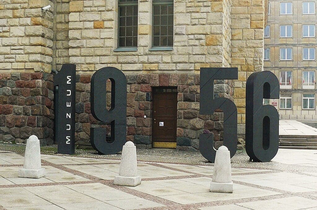 Poznański Czerwiec 1956 a rewolucja węgierska: wspólna iskra buntu