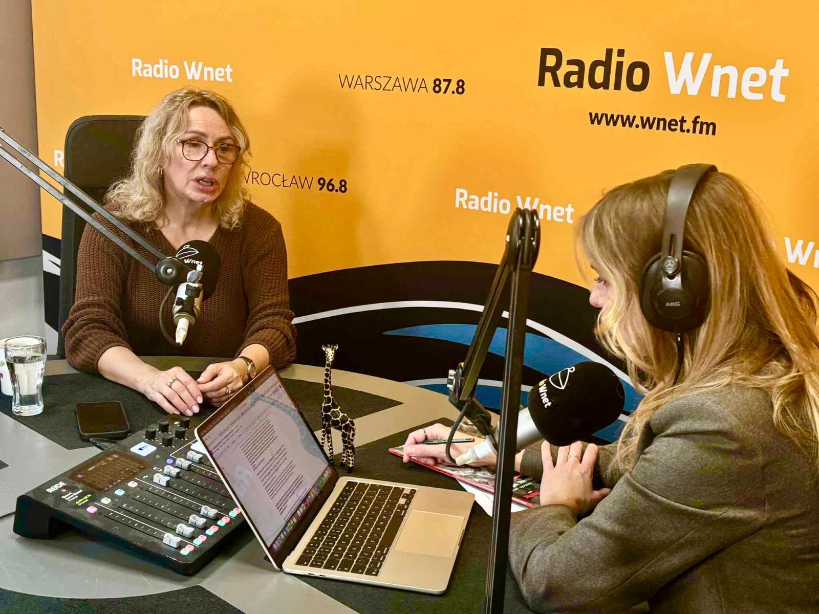 Agnieszka Romaszewska: Więzieni na Białorusi dziennikarze leżeli bez koców na podłogach zimnych karcerów