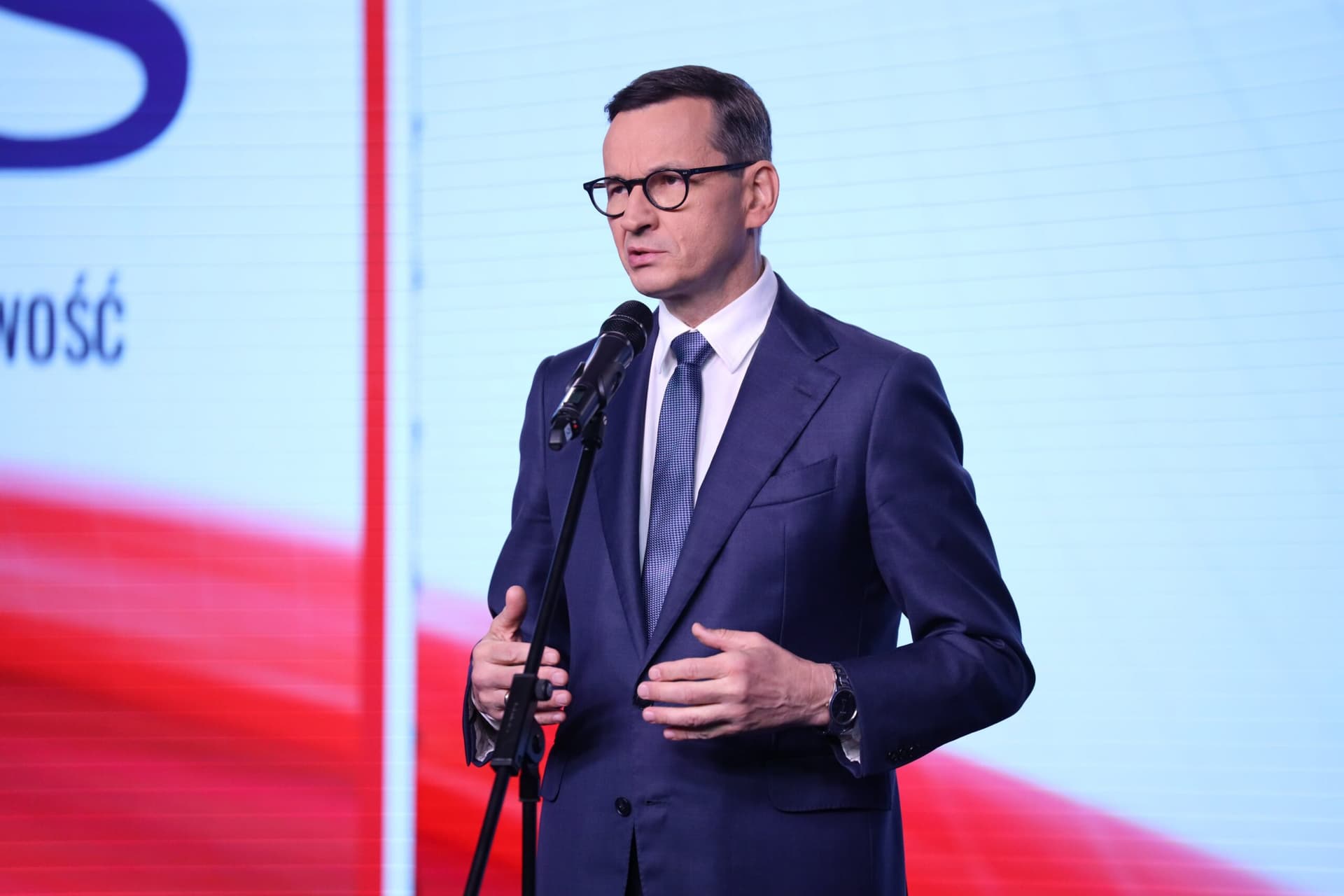 39 nazwisk posłów i rosnące napięcie. PiS przed największym testem jedności
