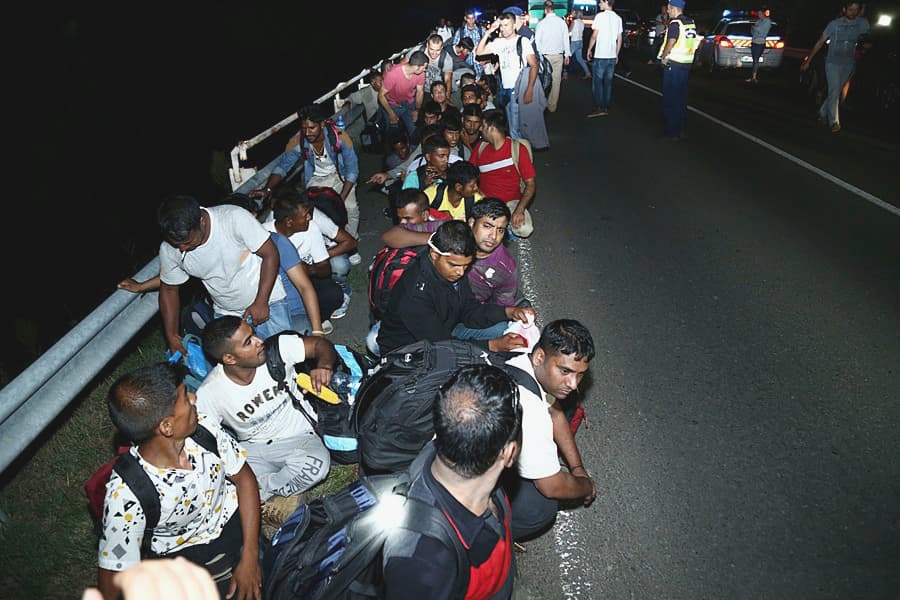 Migracja – nowy pomysł rządu. Szynkowski vel Sęk: „To skrajnie niebezpieczne”