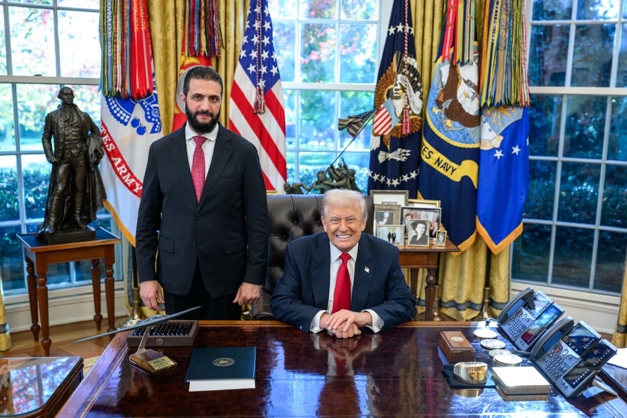 Od poszukiwanego terrorysty do partnera USA — al-Sharaa w Waszyngtonie