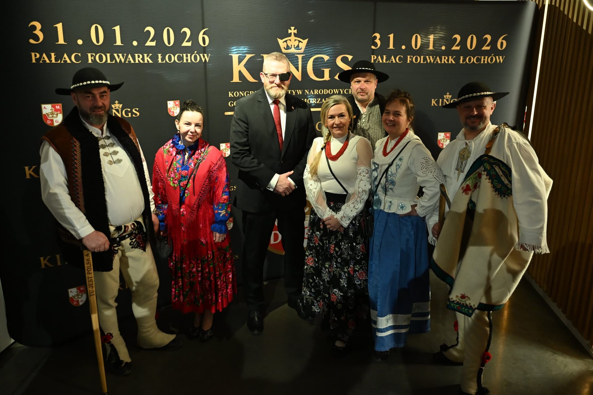 „Na bogato, ale bez konkluzji”. Tak wyglądał kongres Konfederacji Grzegorza Brauna w Łochowie
