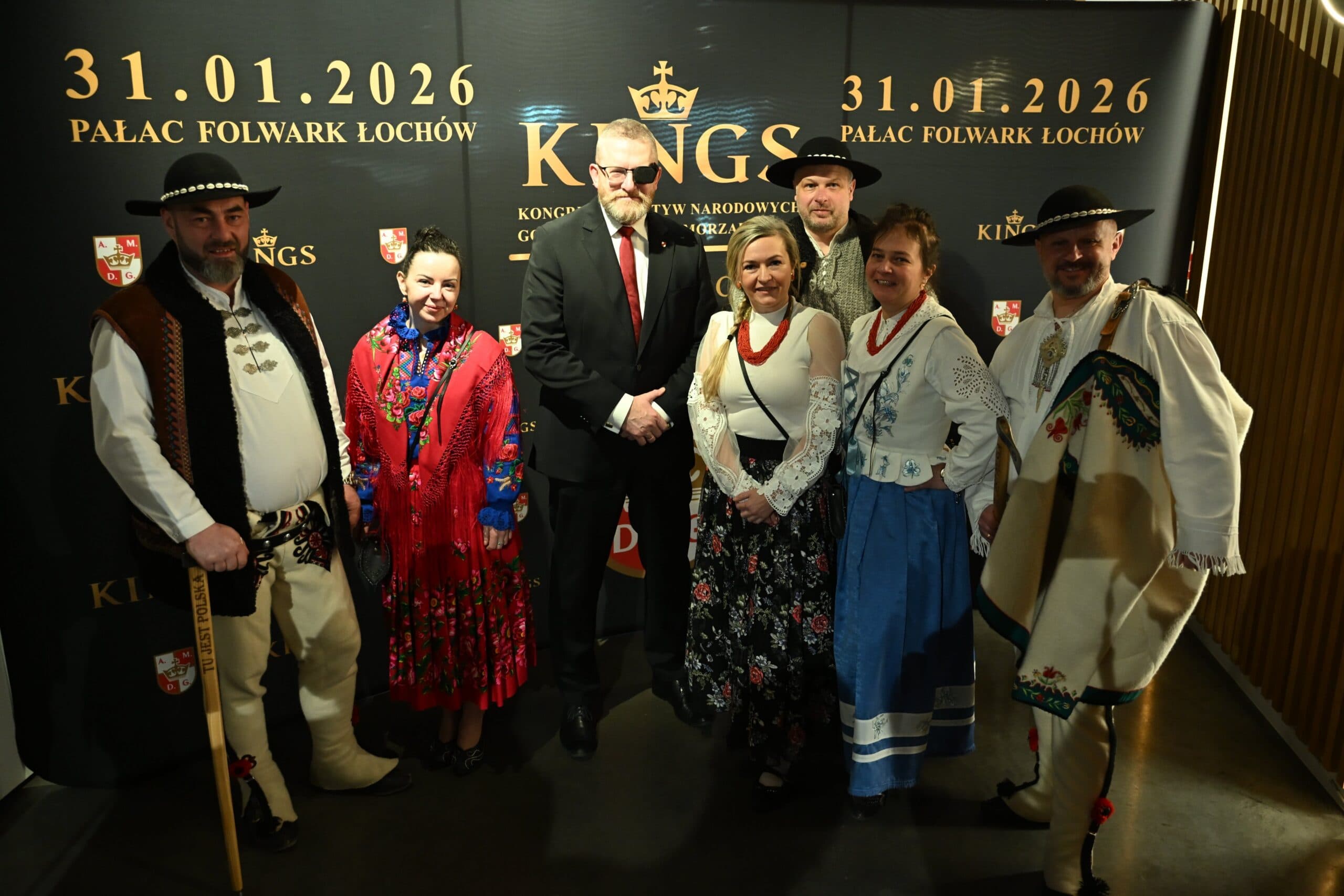 „Na bogato, ale bez konkluzji”. Tak wyglądał kongres Konfederacji Grzegorza Brauna w Łochowie