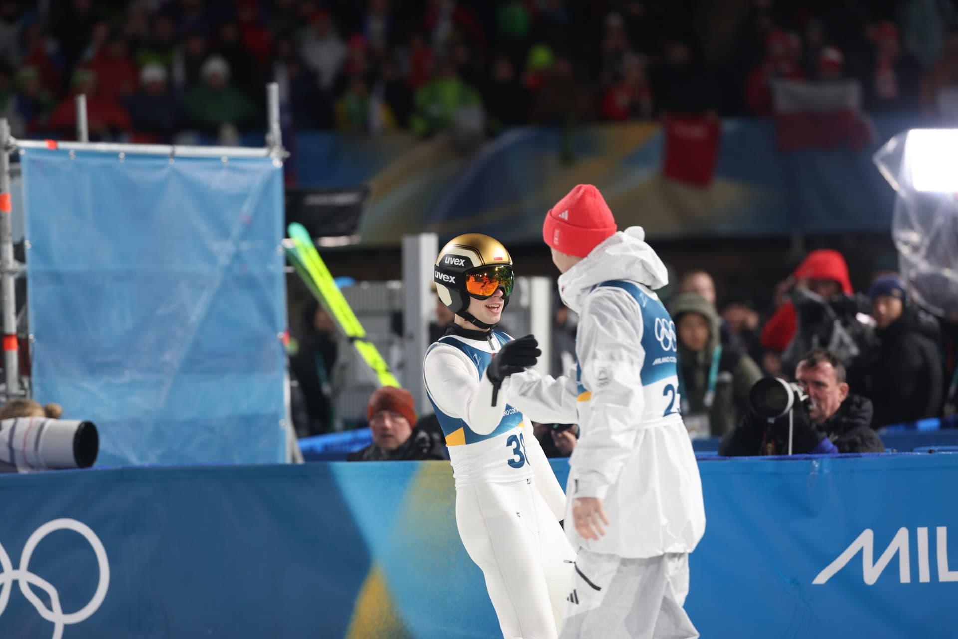 Drugi medal igrzysk dla Kacpra Tomasiaka! Polak trzeci na dużej skoczni