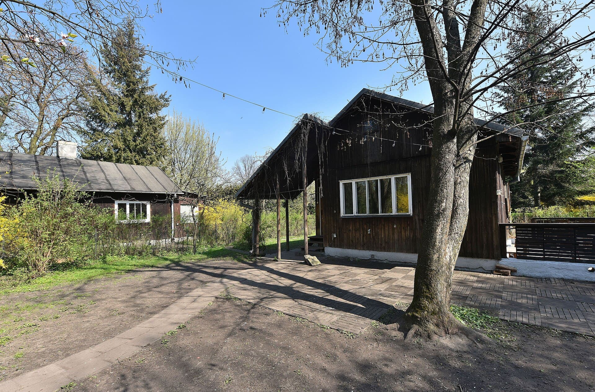 „Miasto nie powinno zarabiać na wolontariacie”. Osiedle Jazdów walczy o przetrwanie