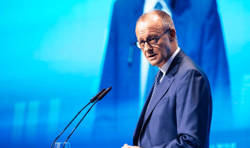 Kanclerz Niemiec poleciał do Chin. Jest z nim około 40 prezesów niemieckich firm