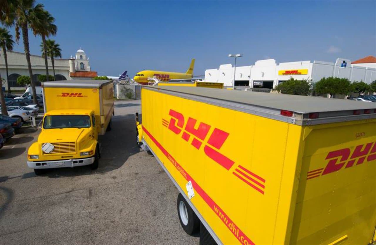 Księgowe sztuczki i masowe zwolnienia. Co ukrywa zarząd DHL?