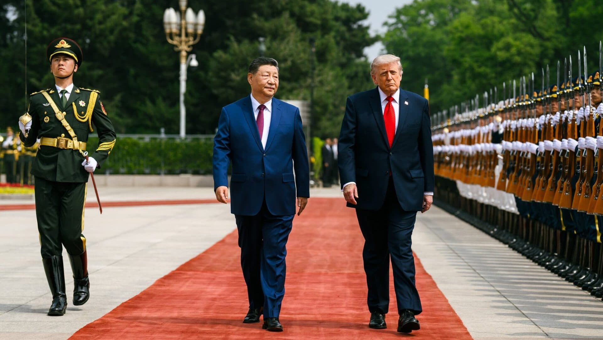 Donald Trump dzwoni do Pekinu. Słabość USA czy genialny ruch szachowy?