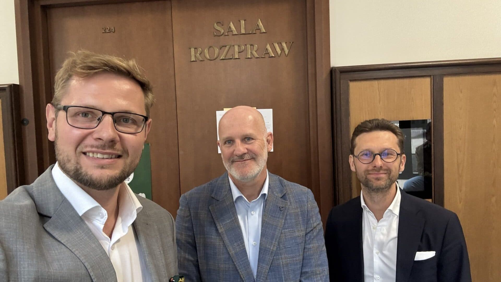 Sąd rozjechał narrację prokuratury. Woś: zarzuty były polityczną grą, a nie sprawą o defraudację