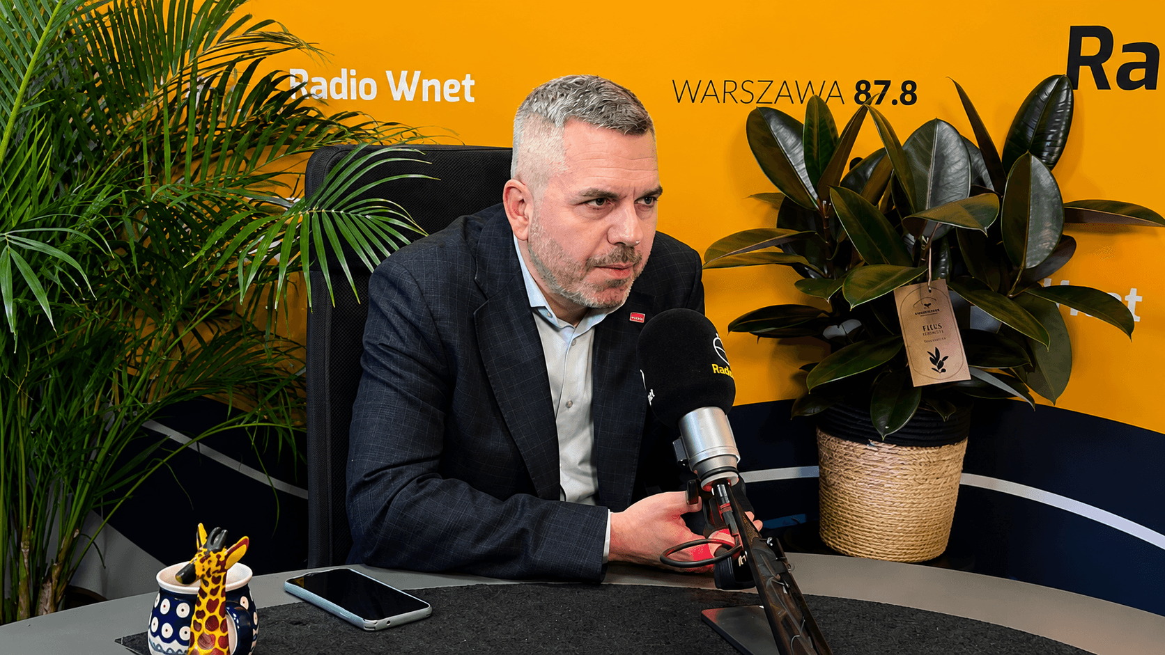 Maciej Konieczny: Lekarze zarabiają miliony, a pacjenci czekają. „To eldorado kontraktowe trzeba skończyć”