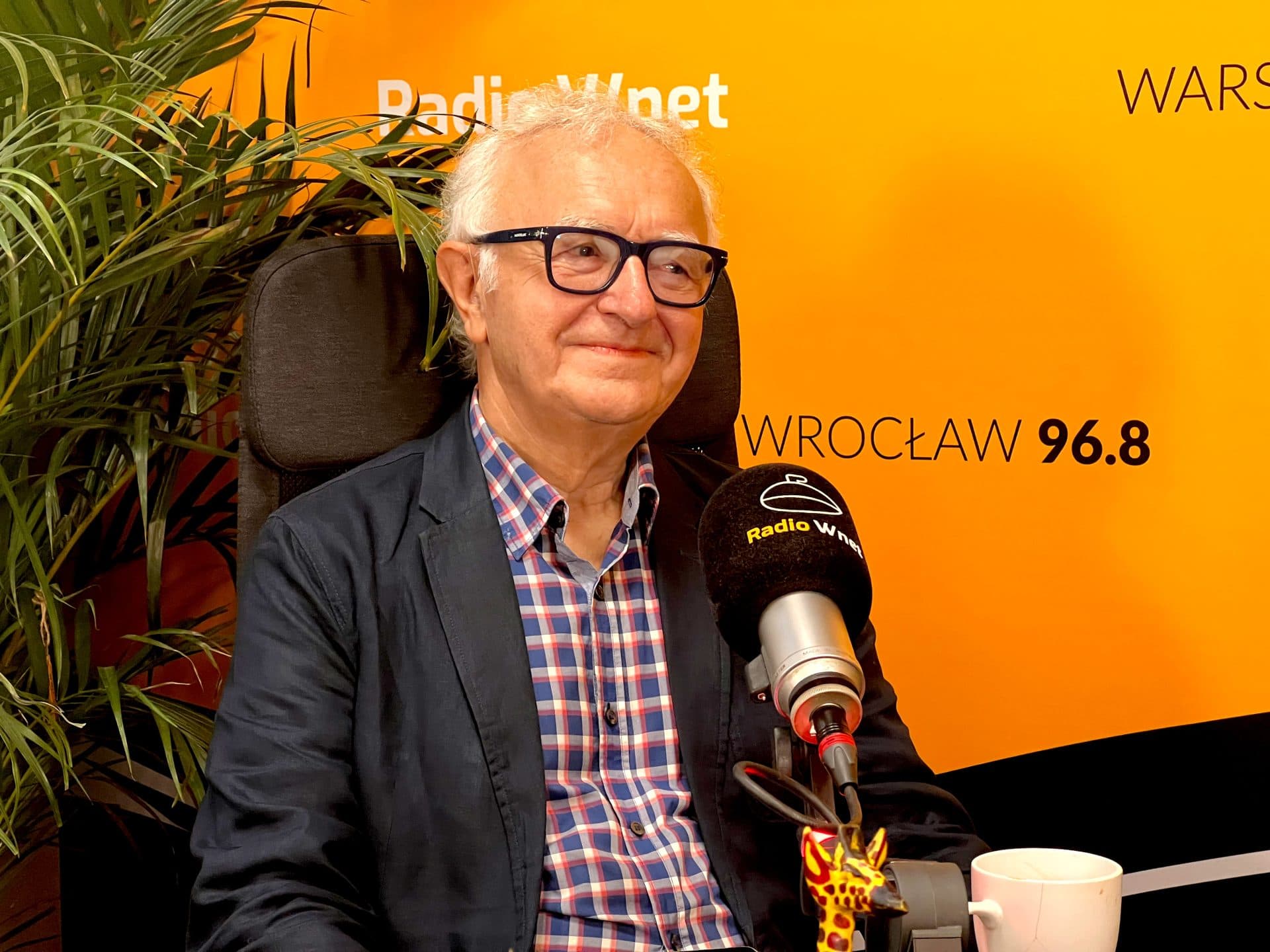 Sztuczna inteligencja jak bomba atomowa? Czy rozwój AI wiedzie nas do raju czy do piekła?