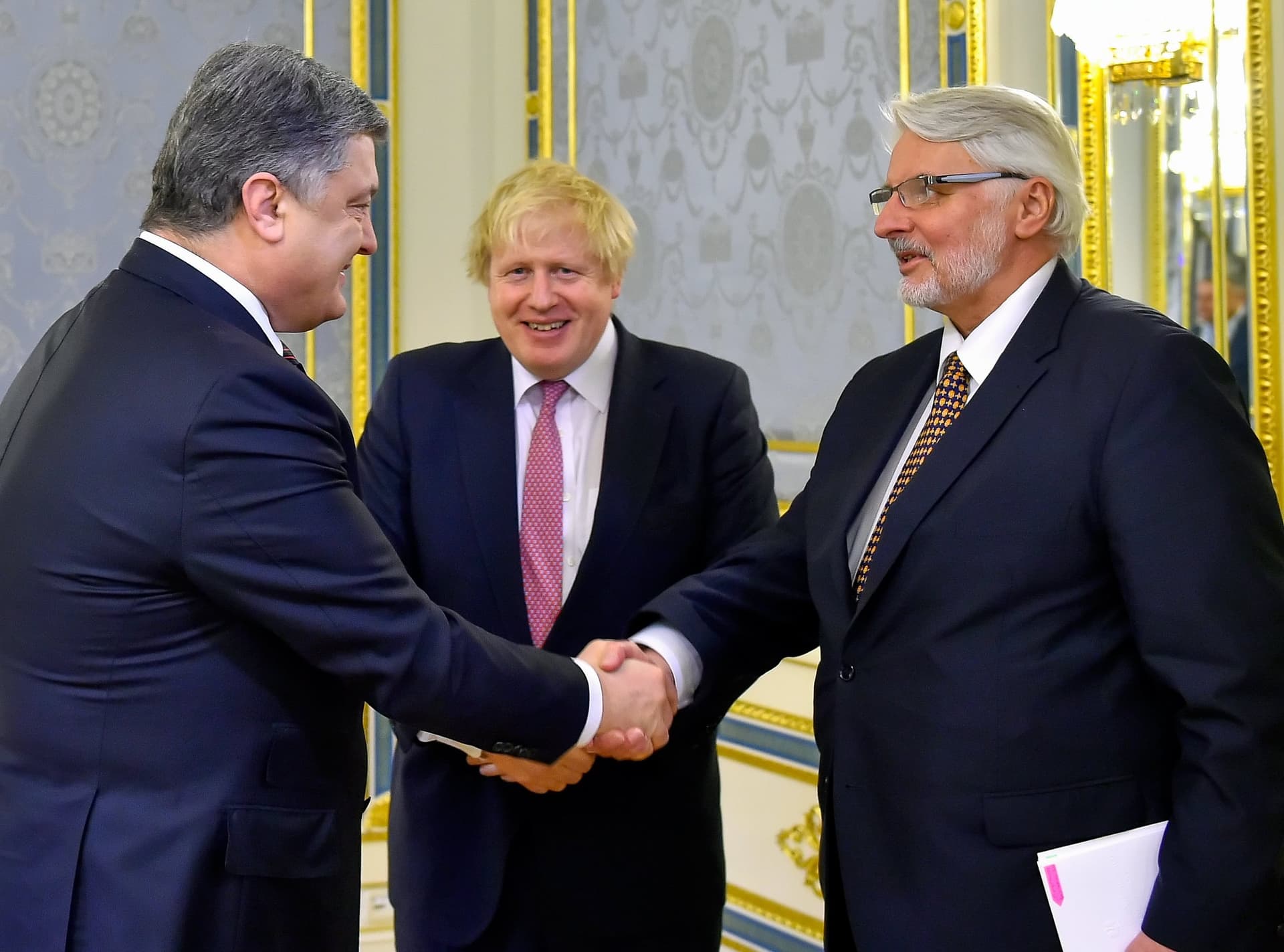 Ministrowie Waszczykowski i Johnson w Kijowie: Potrzebny jest nowy format rozmów, które doprowadzą do pokoju na Ukrainie