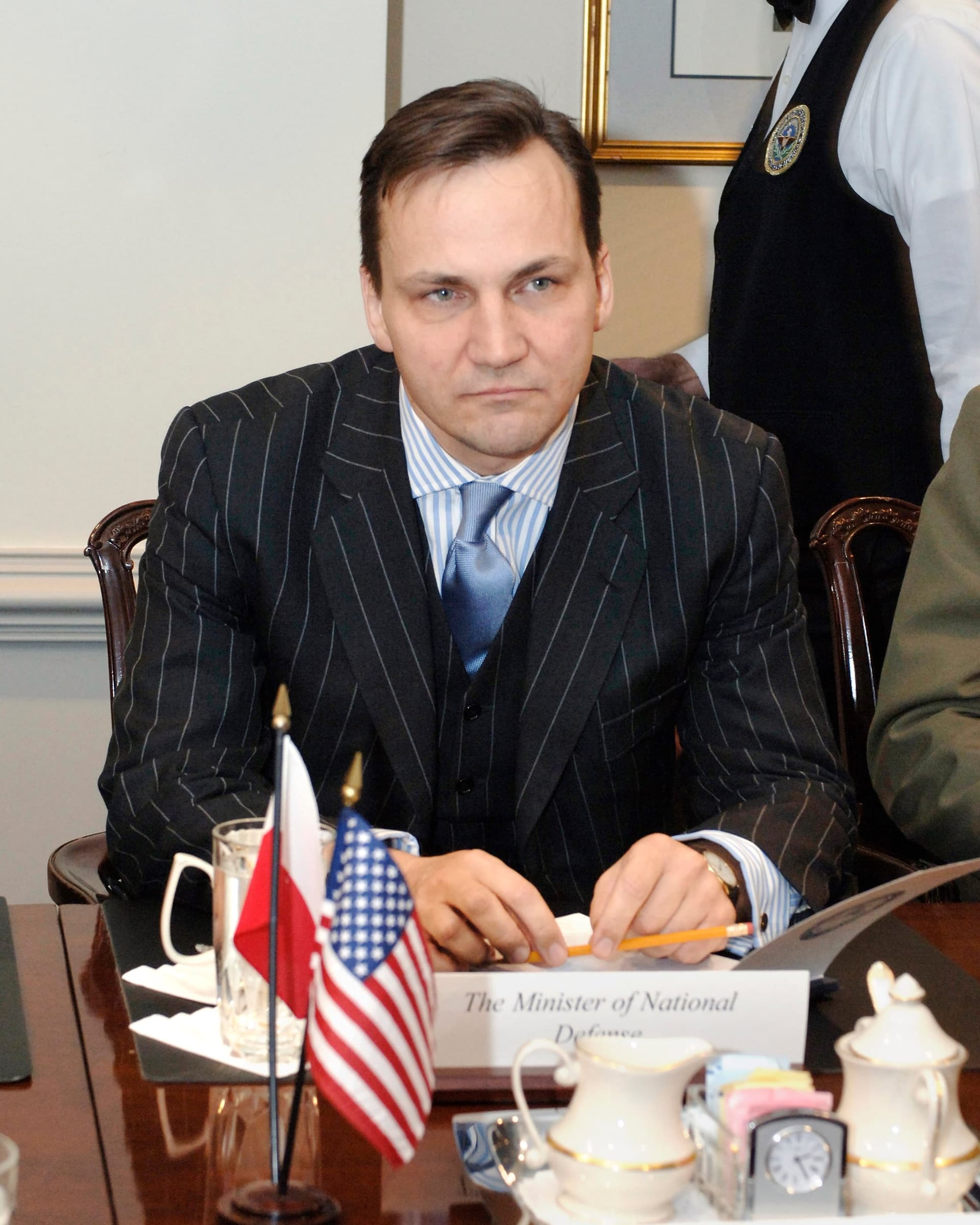 Radosław Sikorski: Rząd PO-PSL nie ma za co przepraszać – błędy popełnili patolodzy w Moskwie, a nie polscy ministrowie