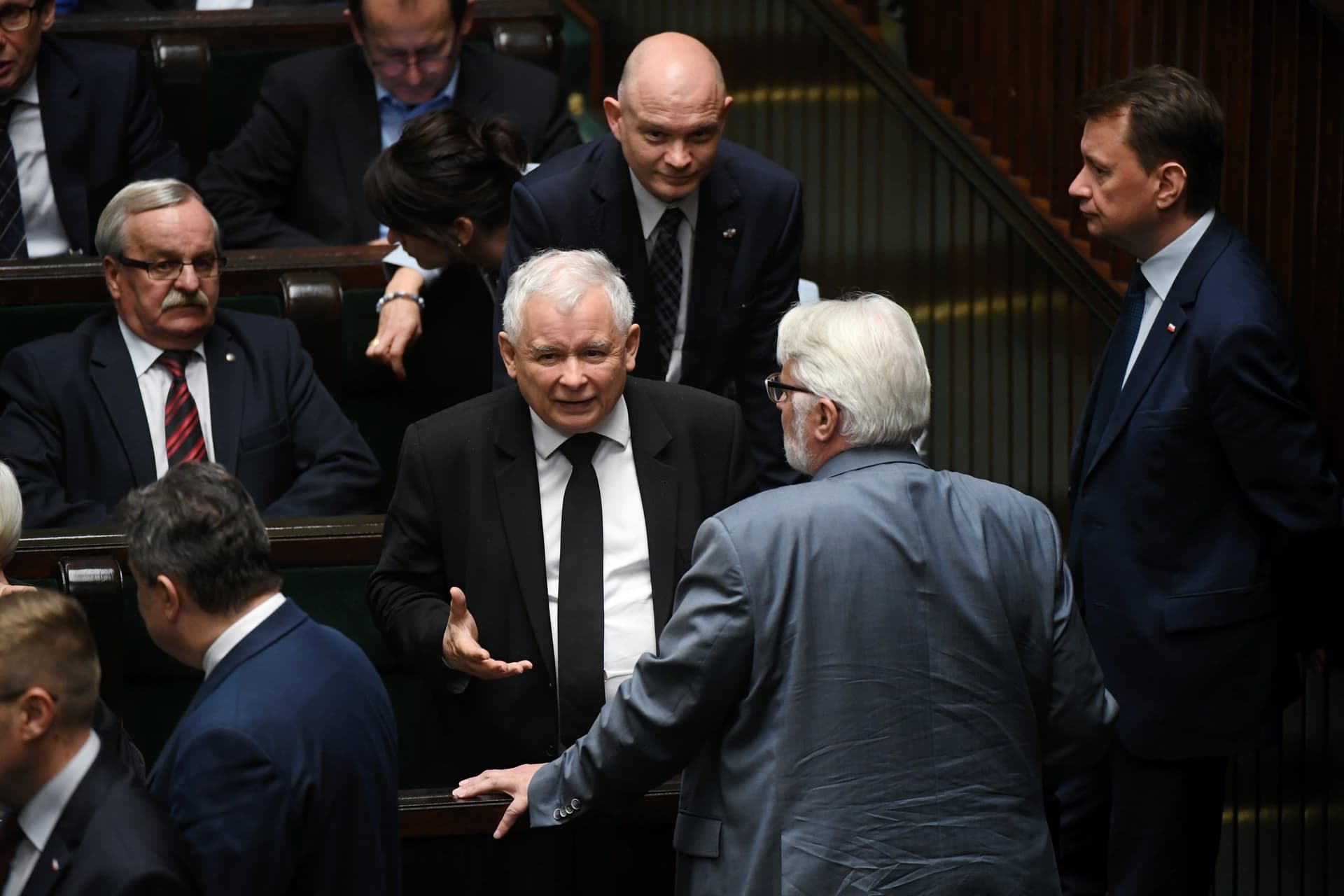 Sejm rozpoczął debatę nad projektem Prawa i Sprawiedliwości w sprawie sądów. Projekt został oprotestowany przez sędziów