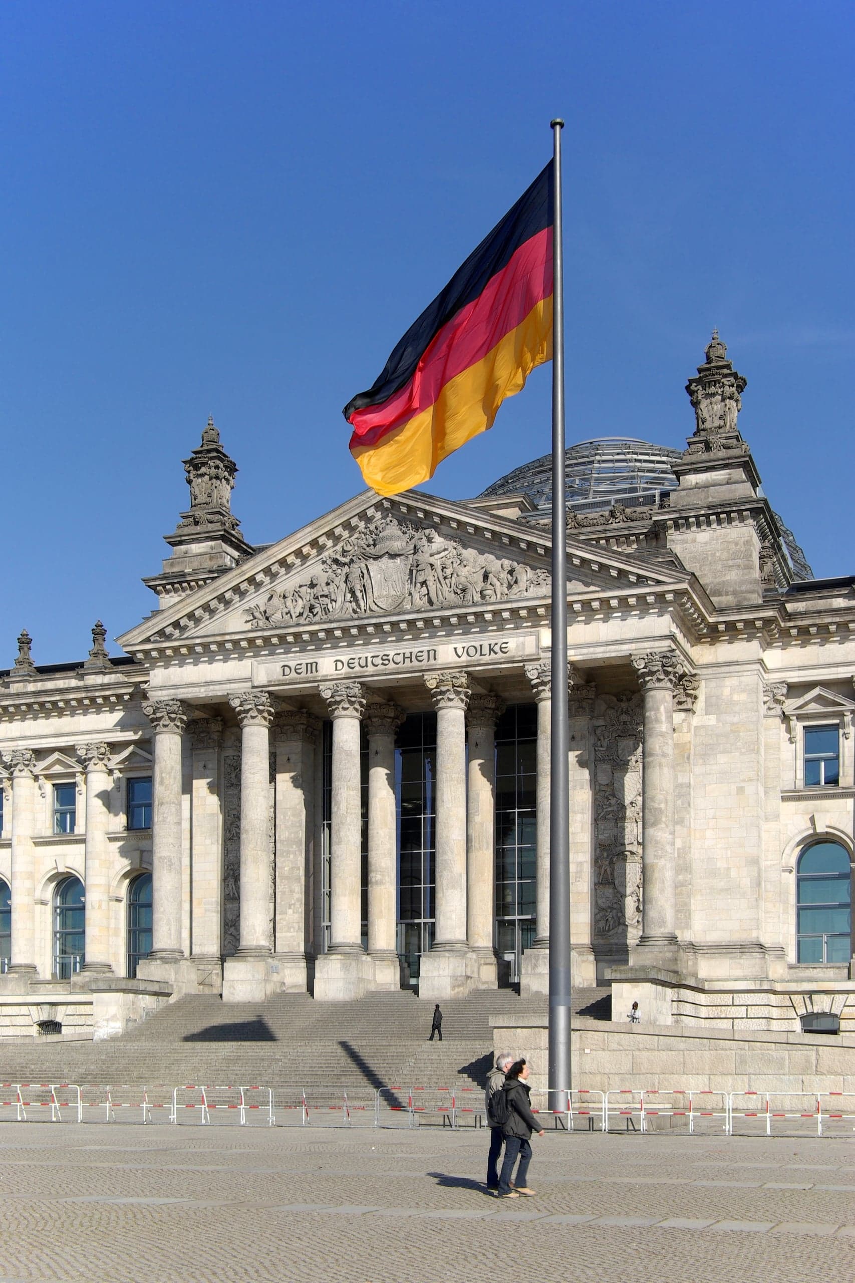 „Frankfurter Allgemeine Zeitung”: Roszczenia wynikające z niemieckich zbrodni utraciły moc, gdy zawarto traktat 2+4