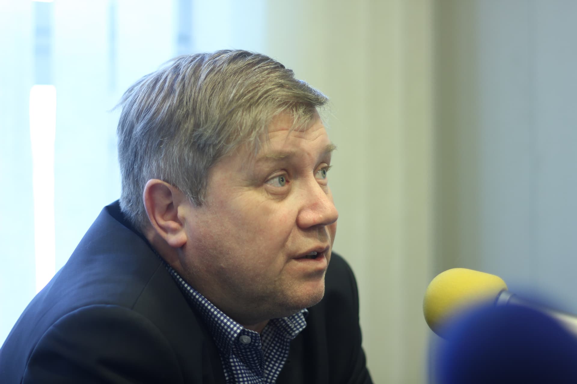 Cezary Kaźmierczak: trzeba ściągnąć pieniądze z rynku przez kontrolowaną recesję