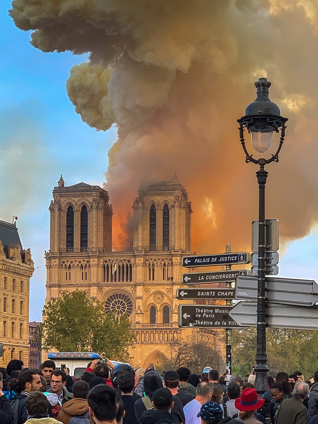 Dwa lata od pożaru Katedry Notre-Dame de Paris. Jak przebiegają prace rekonstrukcyjne?