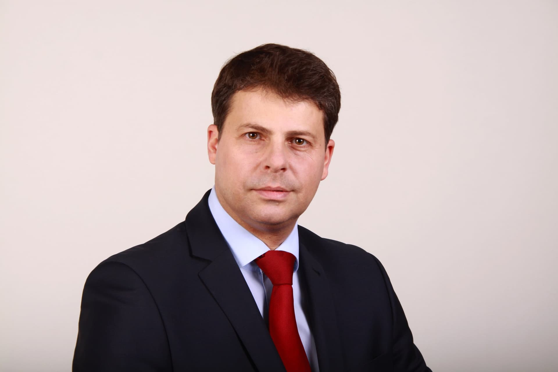 Prof. Piotrowski: Polska już na wstępie przegrała spór z Unią Europejską. Mateusz Morawiecki podpisał swoisty cyrograf