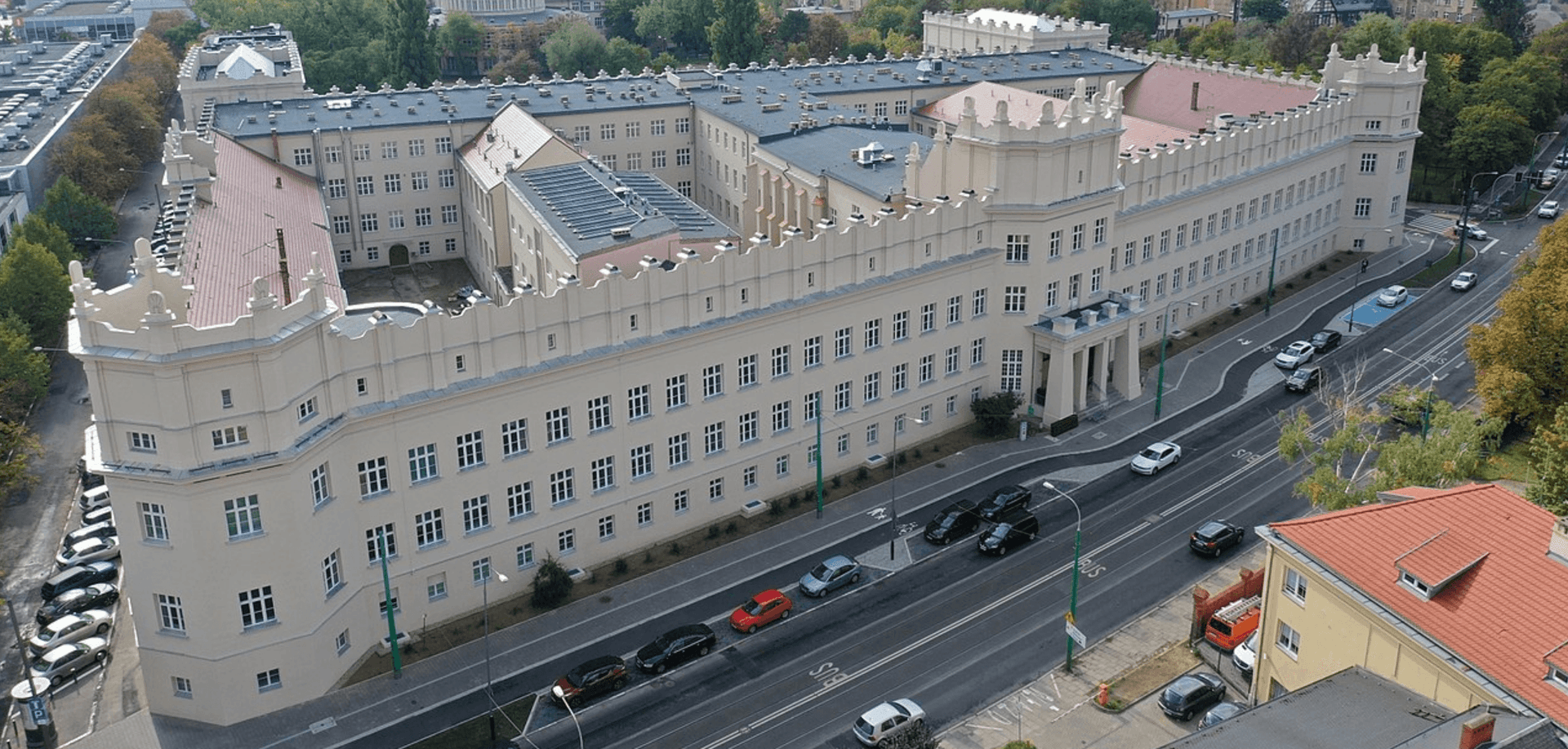 Dr Kawecki: uczelnie wyższe powinny uczyć naukowców przedsiębiorczości
