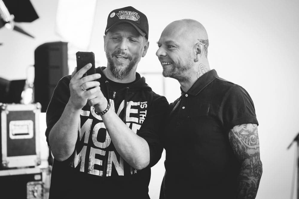 Premiera singla „Krew z krwi” z nowego albumu Luxtorpedy. Robert „Litza” Friedrich: to manifest nieskrępowanej wolności