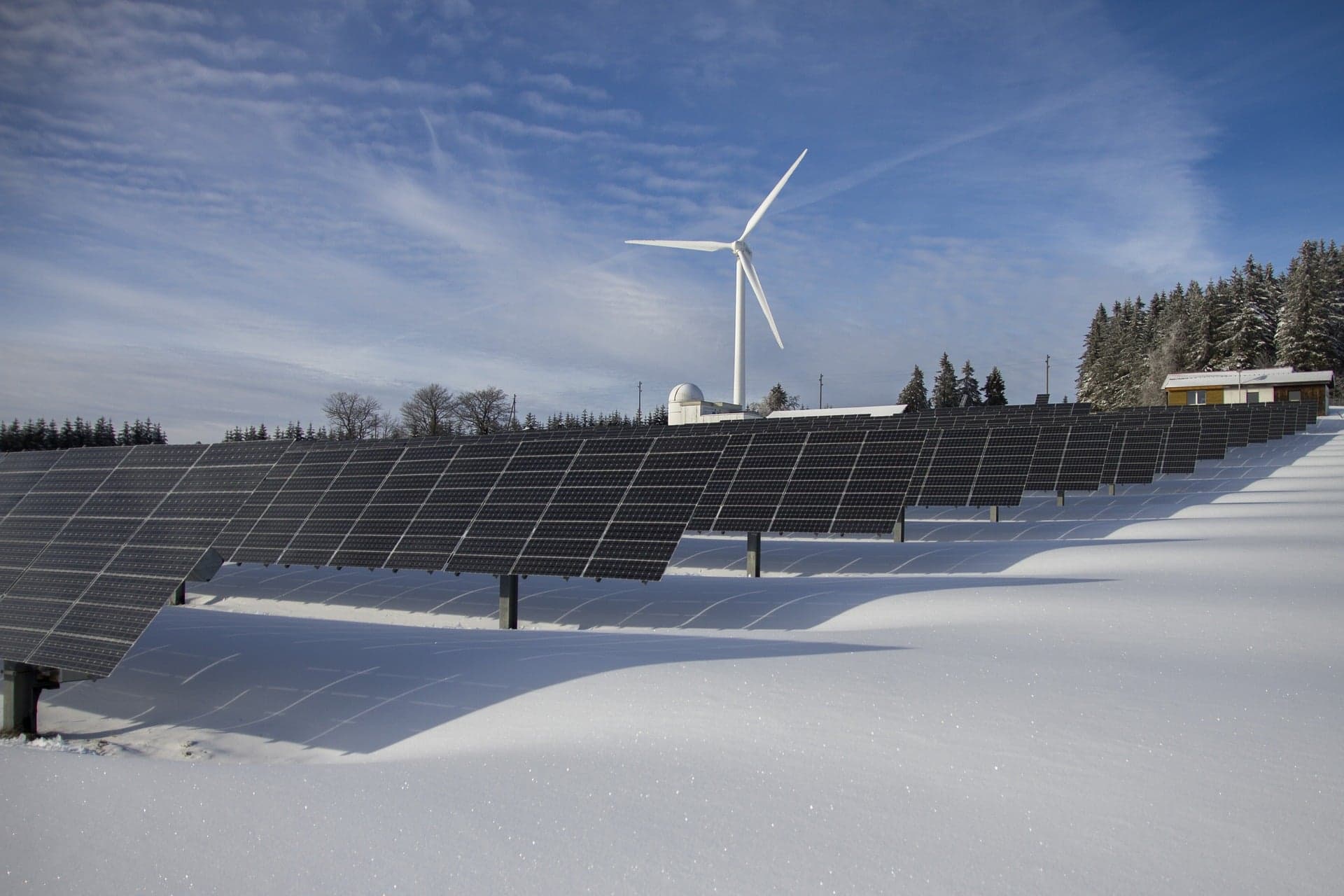 „Kręte ścieżki polskiej energetyki”. Mądra dywersyfikacja dostaw energii elektrycznej oparciem dla suwerenności