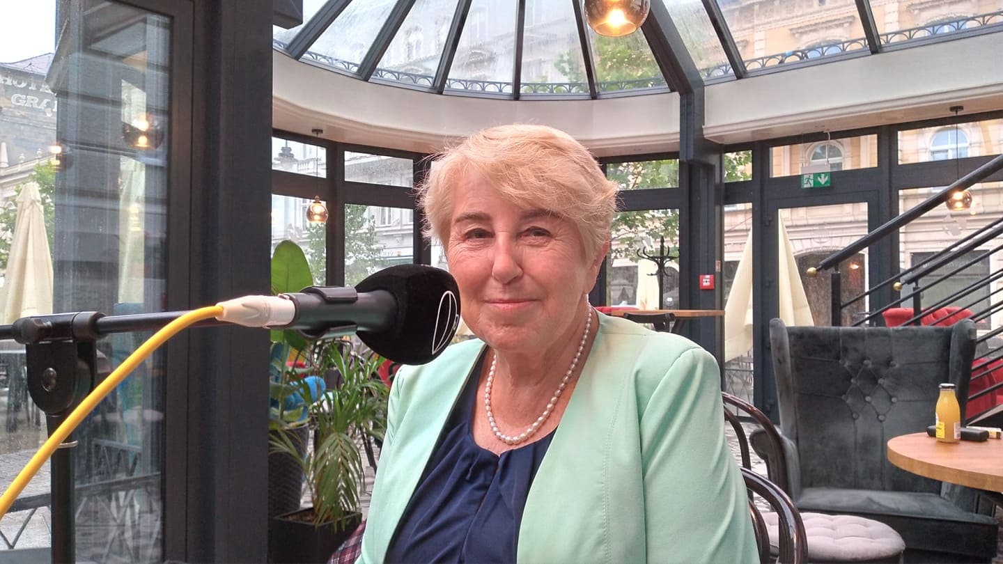 Prof. Zofia Wysokińska: Unia zawraca z inwestycjami lokowanymi w Azji do Europy. Polska ma szanse je przyciągnąć