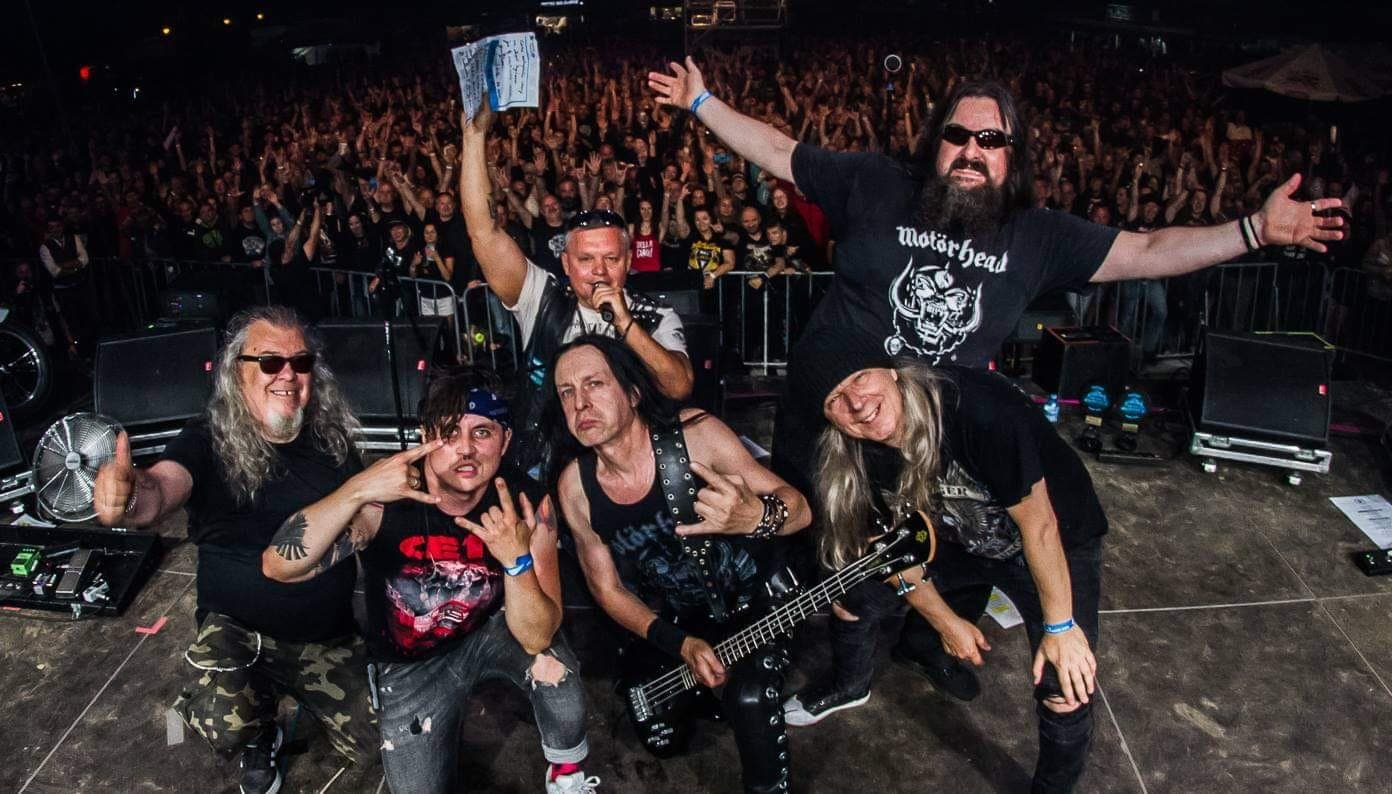 Świnoujska Muzyczna Polska Tygodniówka. Muzyka QUEEN, ZZ TOP i AC/DC podczas „TRIBUTE FESTIVAL”.