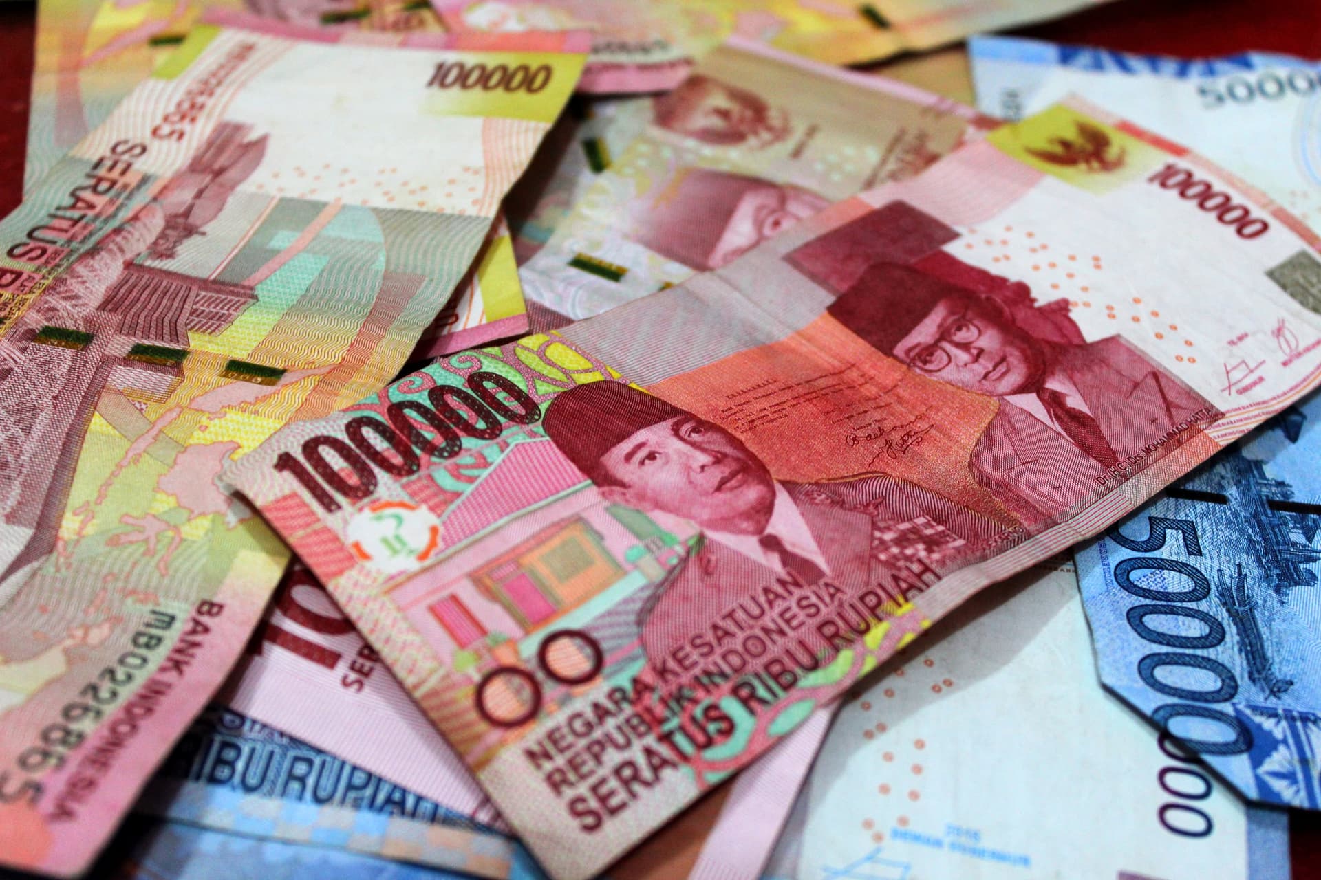 Pięć państw z grupy ASEAN stworzy system transgranicznych płatności mobilnych z pominięciem dolara