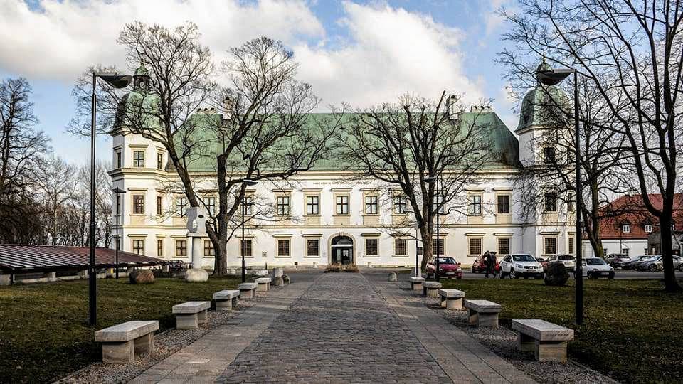 Kultura na Ukrainie i wystawy w Centrum Sztuki Współczesnej – Do trzech razy sztuka – 02.08.2023 r.
