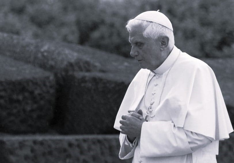 Papież-senior Benedykt XVl nie żyje. Miał 95 lat
