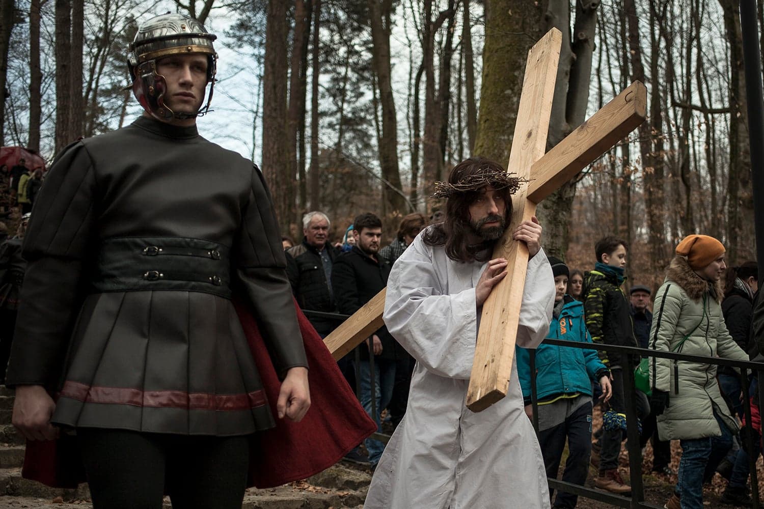 Rockowe Wielkopostne rekolekcje w programie „Cienie W Jaskini” Tomasza Wybranowskiego. Część I.
