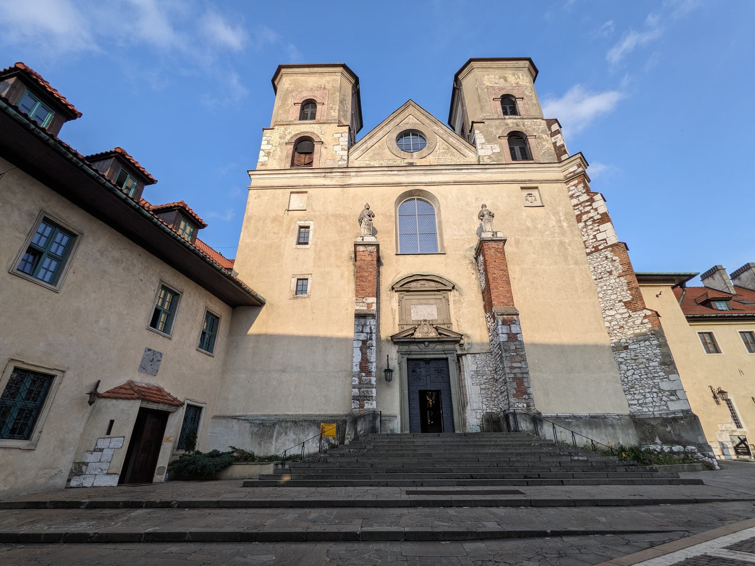 Pociąg do lata/ Stacja Kraków: Tyniec, plakat i najstarsze witraże/ 13.07.2023 r.