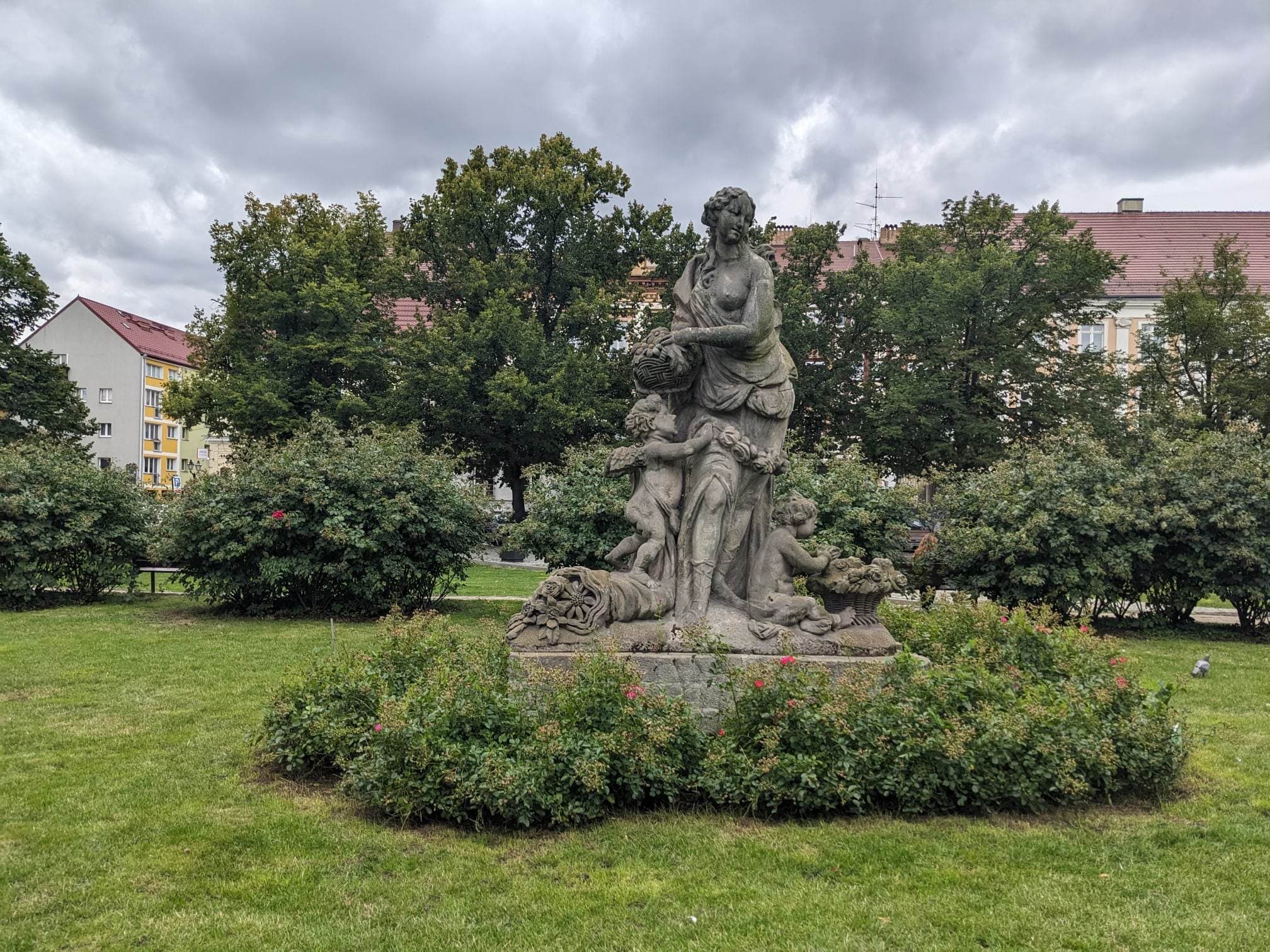 Pociąg do Lata / Stacja Szczecin: gryf, serce w filarze i latający dywan / 09.08.2023 r.