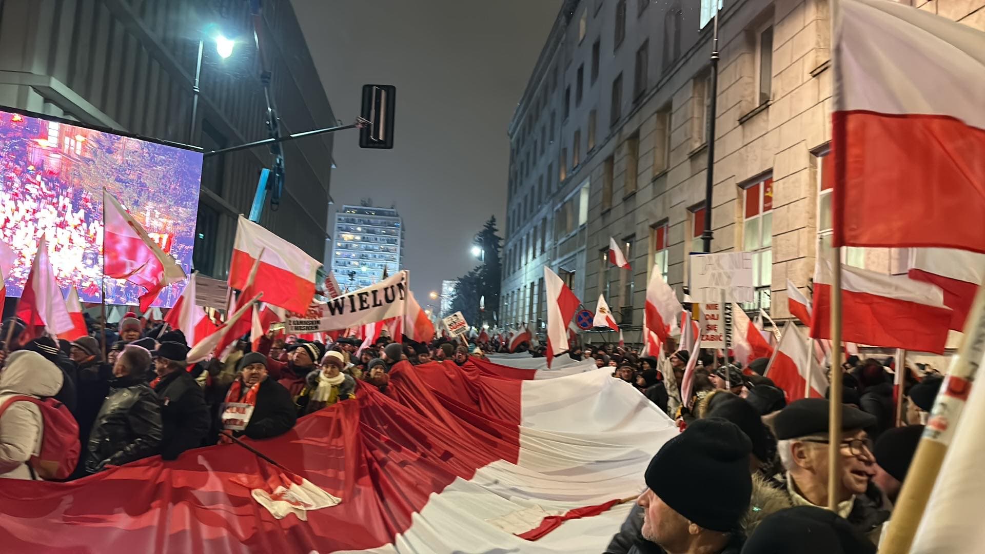 Protest Wolnych Polaków – reportaż Hanny Tracz