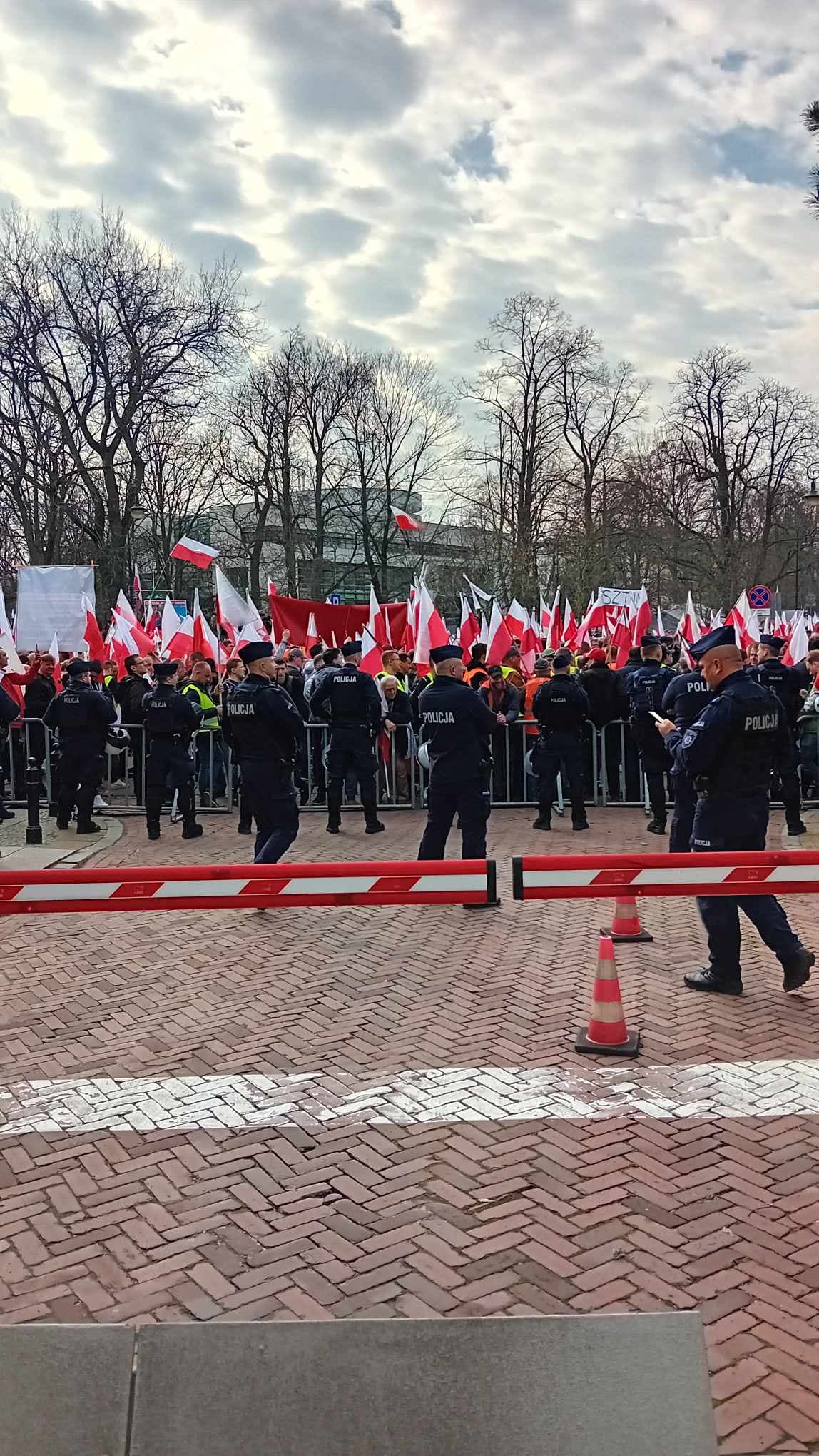 Adrian Wawrzyniak: Rosja nie ma embarga na sprzedaż zboża i dumpinguje jego ceny na całym świecie