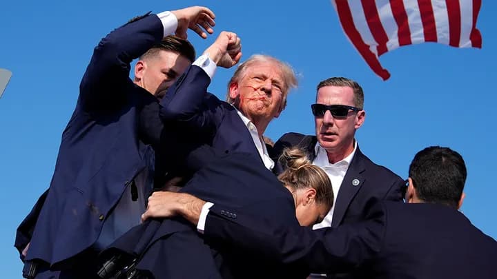 Donald Trump postrzelony na wiecu w Butler w Pensylwanii. Jest ranny, ale bezpieczny. Podejrzany zamachowiec zastrzelony