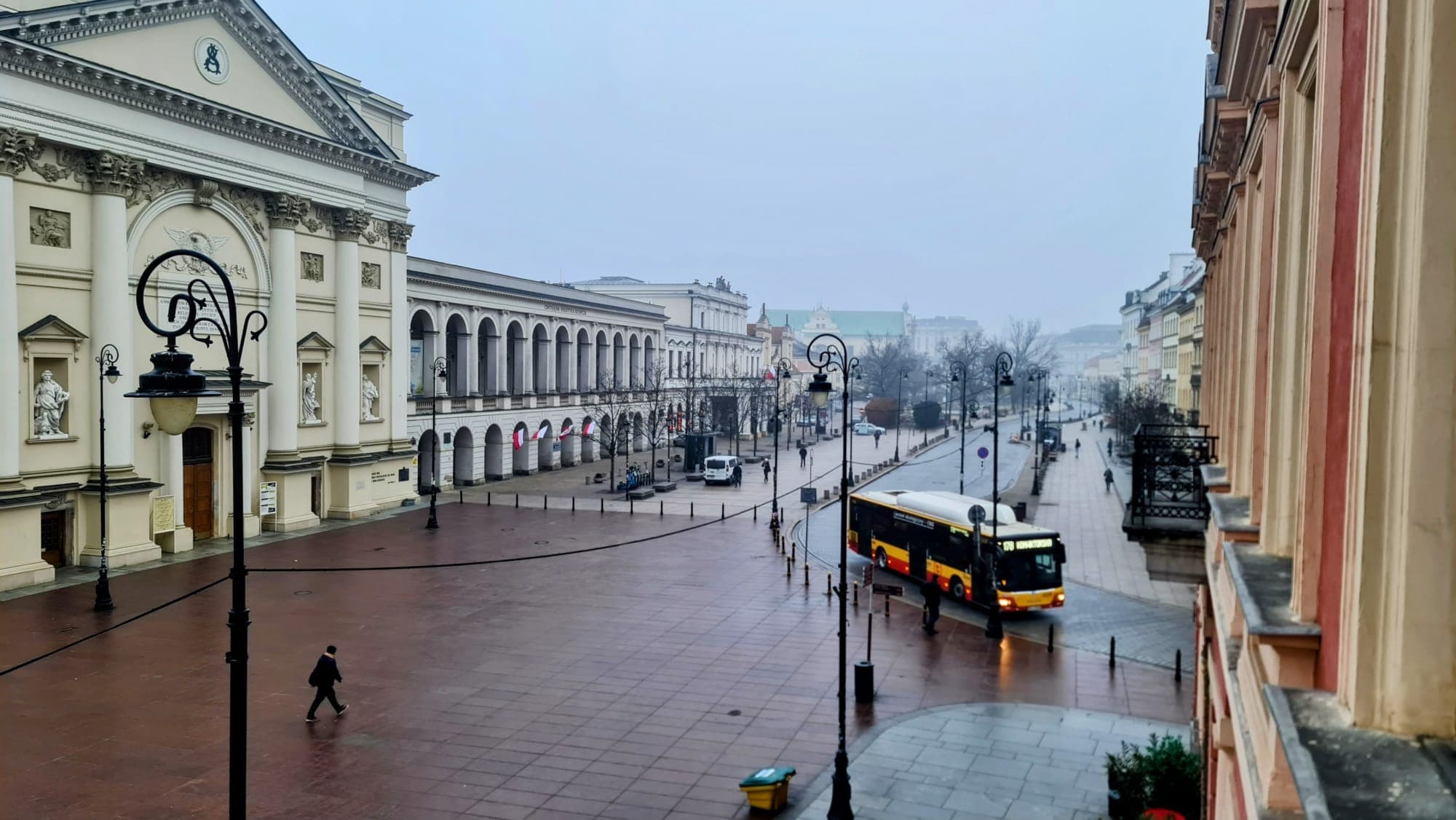 Poranek Radia Wnet: Radio Wnet dotarło do Indii l Czeka nas nowy polityczny i gospodarczy ład? – 25.02.2025 r.