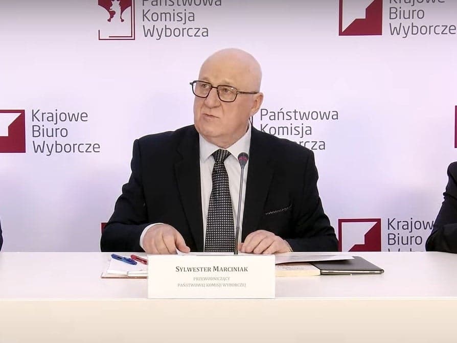 PKW: Frekwencja na godz. 17 wyniosła 50,69 proc.