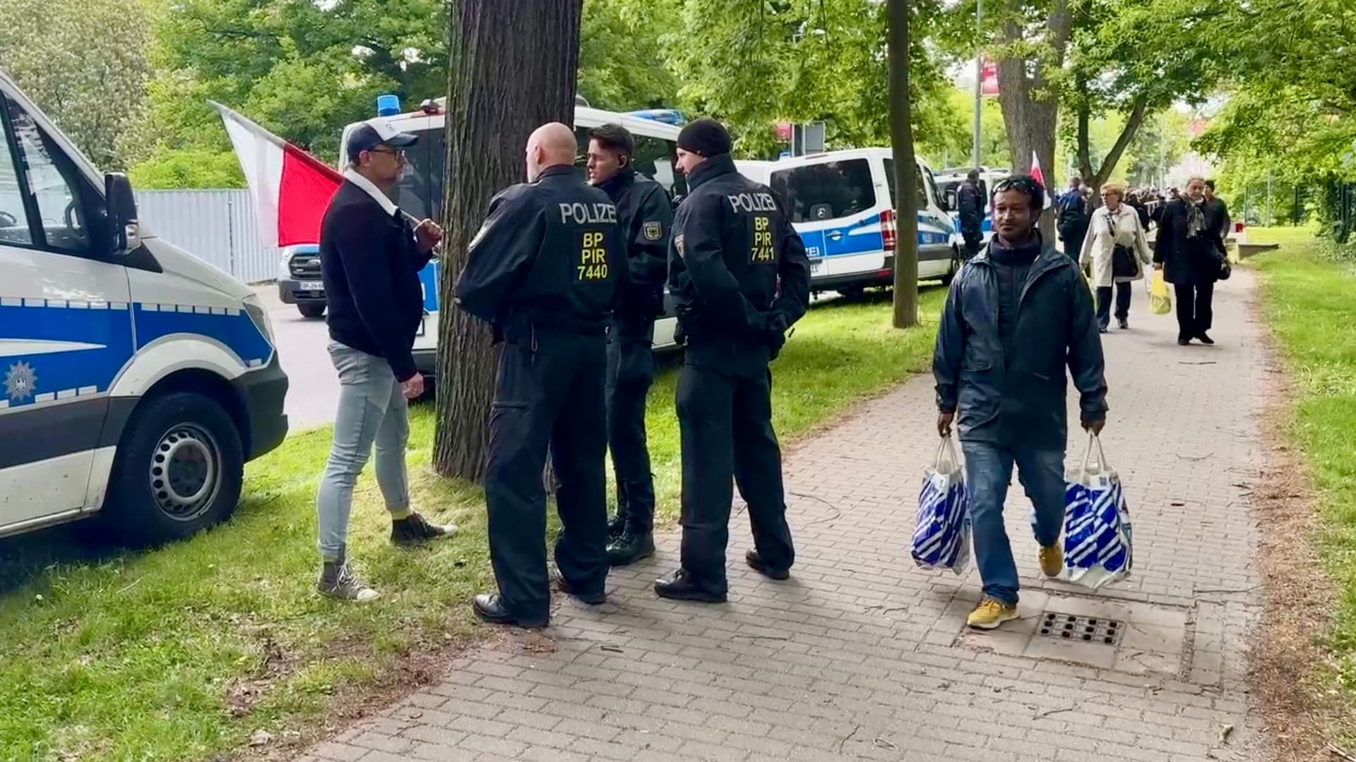 „Niemcy przerzucają do Polski schorowanych migrantów”. Radny zielonogórski o sytuacji na granicy