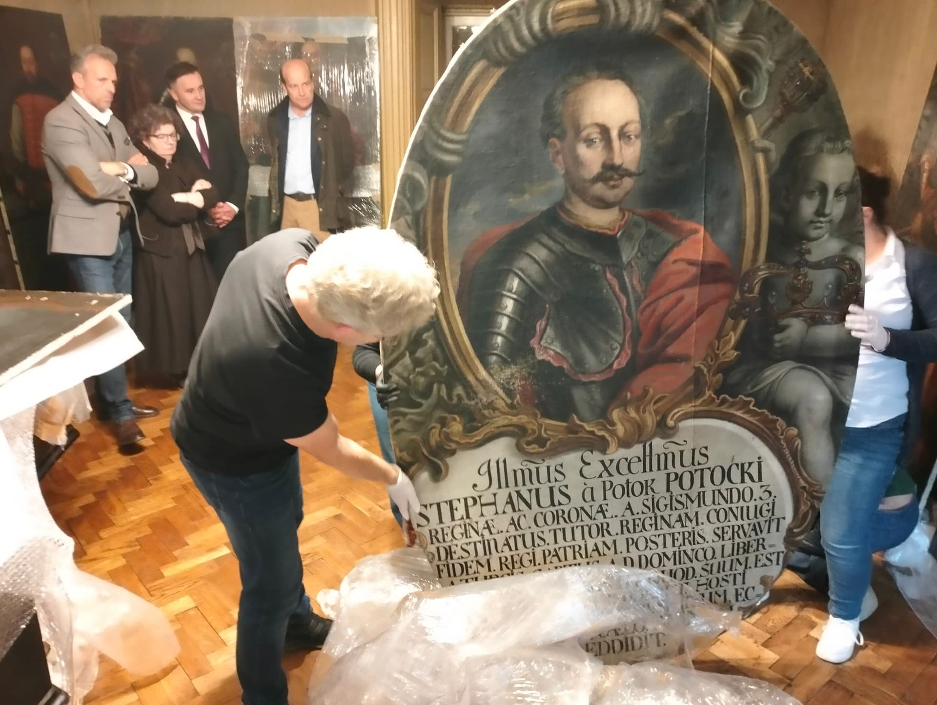 Kilkanaście magnackich portretów z kolekcji Alfreda Potockiego po 80 latach powraca do Polski