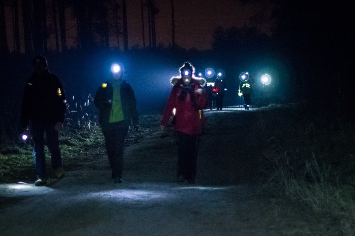 Ekstremalna Droga Krzyżowa: „każdy powinien spróbować wejść w ciemną noc”