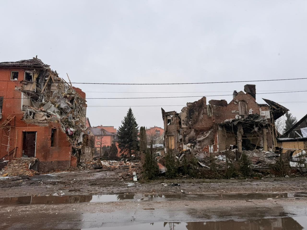 „Od 4 lat Ukraina codziennie musi udowadniać, że żyje” – Zwyciężajmy razem – 24.02.2026 r.