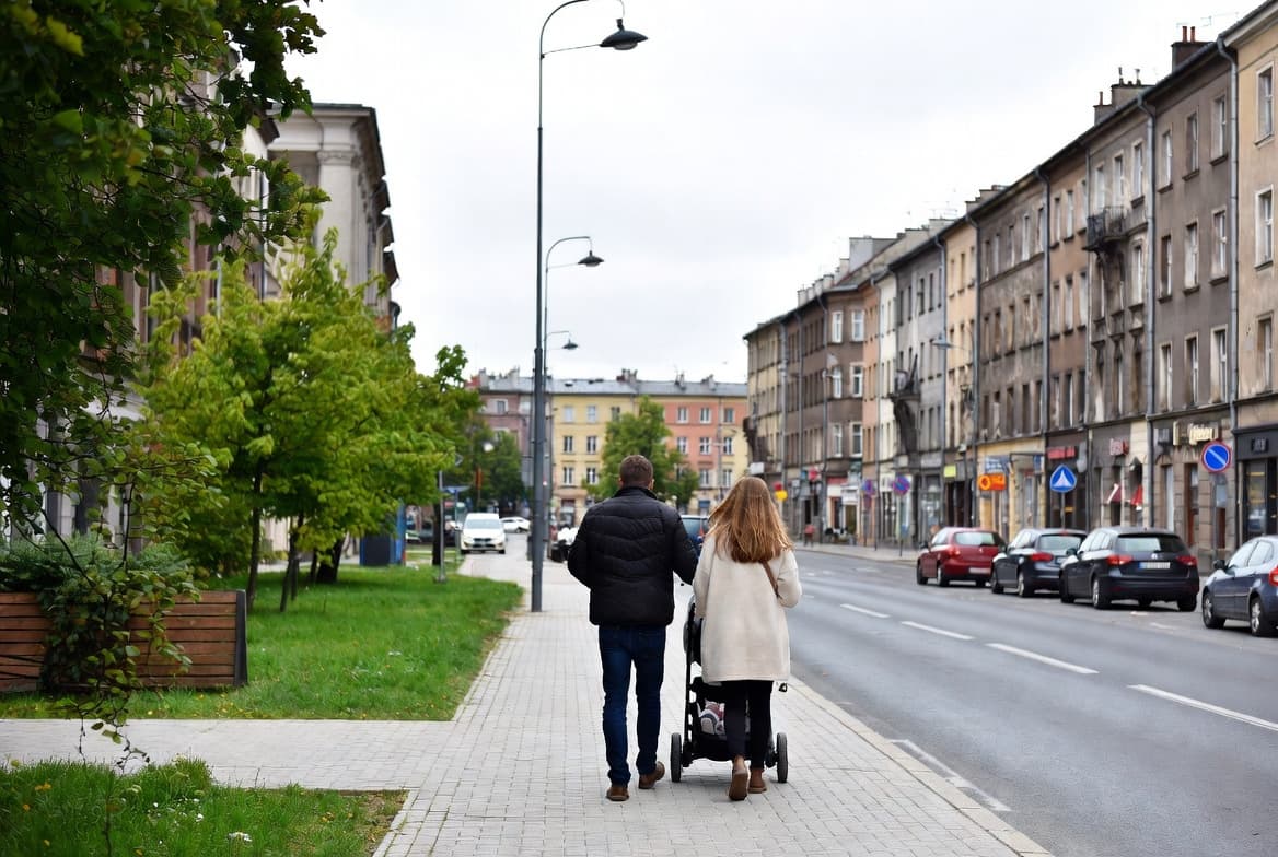 Demografia w Polsce. Socha: państwo podejmuje decyzje, które uderzają w rodziny