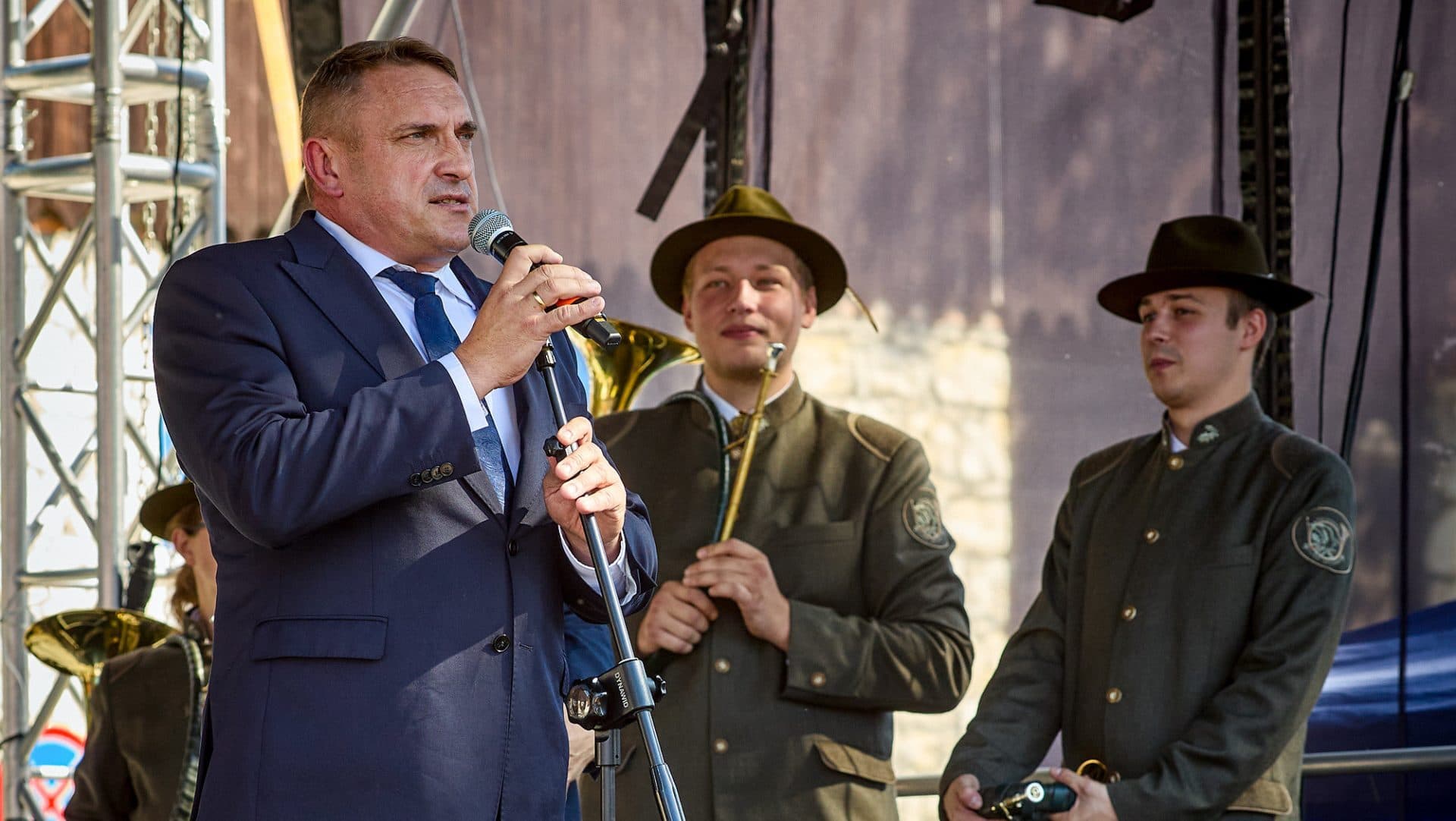 „Rolnicy są zostawieni sami sobie”. Narasta gniew przed protestem